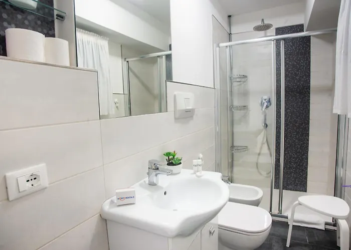 Matteo's Flat - Happy *