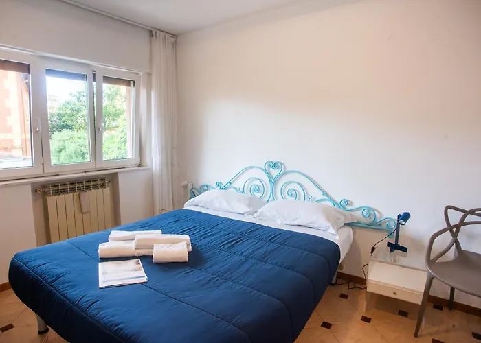 Matteo's Flat - Happy