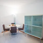 Matteo's Flat - Happy Апартаменты