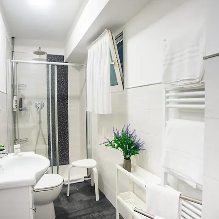 아파트 Matteo's Flat For 4 - Happy *