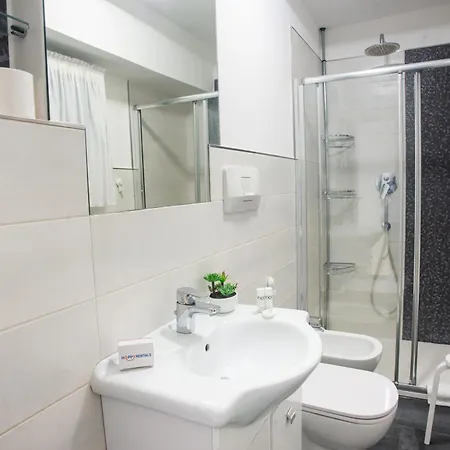 Matteo's Flat - Happy *